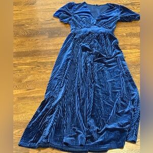 Simplee Apparel Deep Blue Velvet Maxi Dress